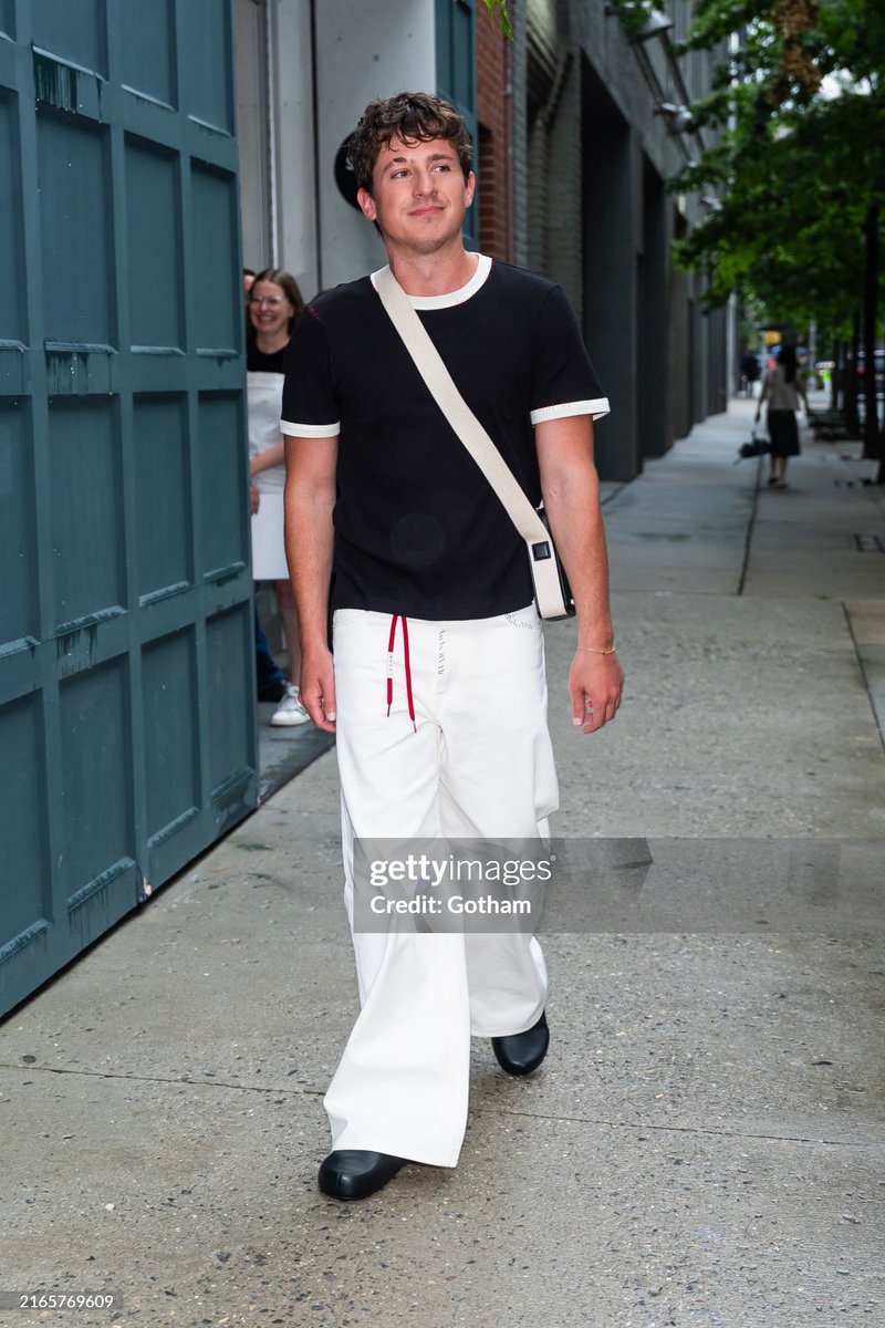 「 Images ⁠⁠⁠」
Charlie Puth in New York — August 7, 2024