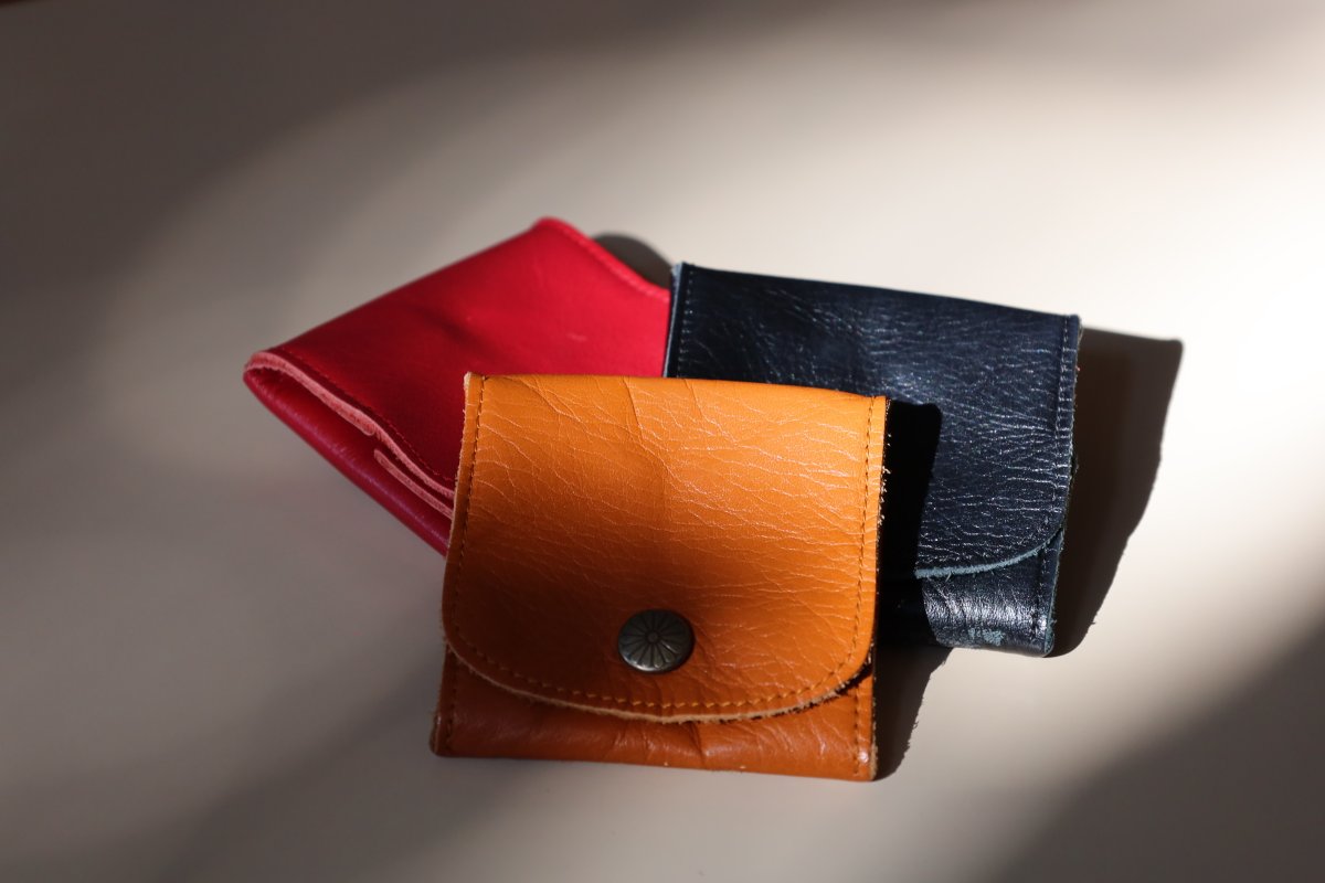 皇居限定 コインケース 馬蹄型 赤 皇居限定⭐︎財布 皇居の財布の種類・