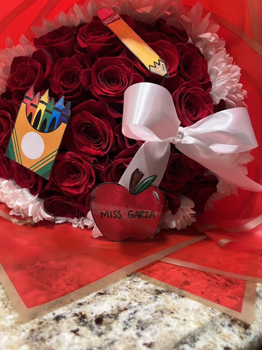 Melissa Garza tweet media