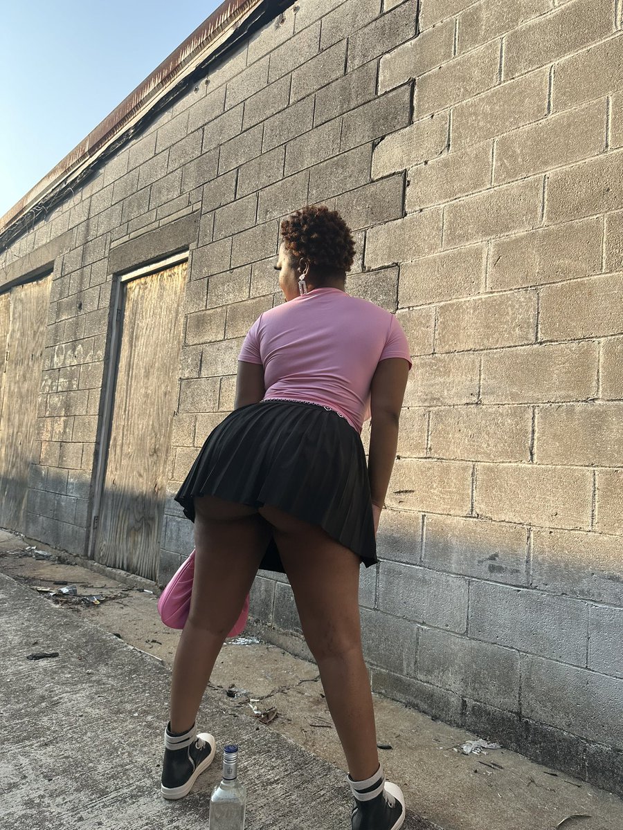 AutomaticQueen's tweet image. -Never played tag b*tch i been it💲💗🥳

#LeoSeason♌️