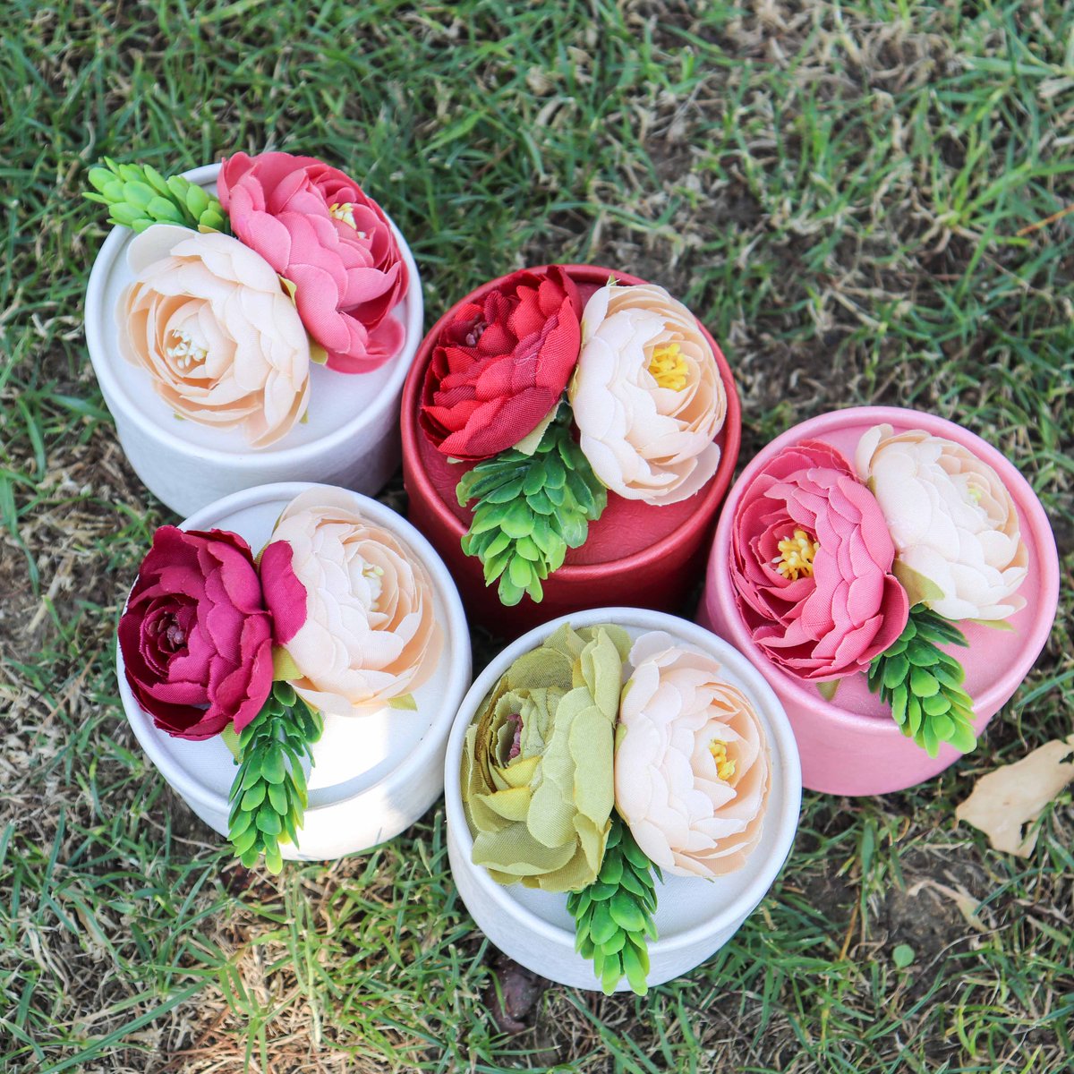 jialanpackage's tweet image. 💥Jialan Package hot-selling mini wedding candy box customized wholesale
✅Moq: 1000pcs in stock, 2000pcs can customize
✈Delivery: 7-35days
🌐Official website: good-package.com
💌Email: sales2@jialanpackage.com
#weddingboxs #weddingboxes #weddingboxrd #weddinggiftbox