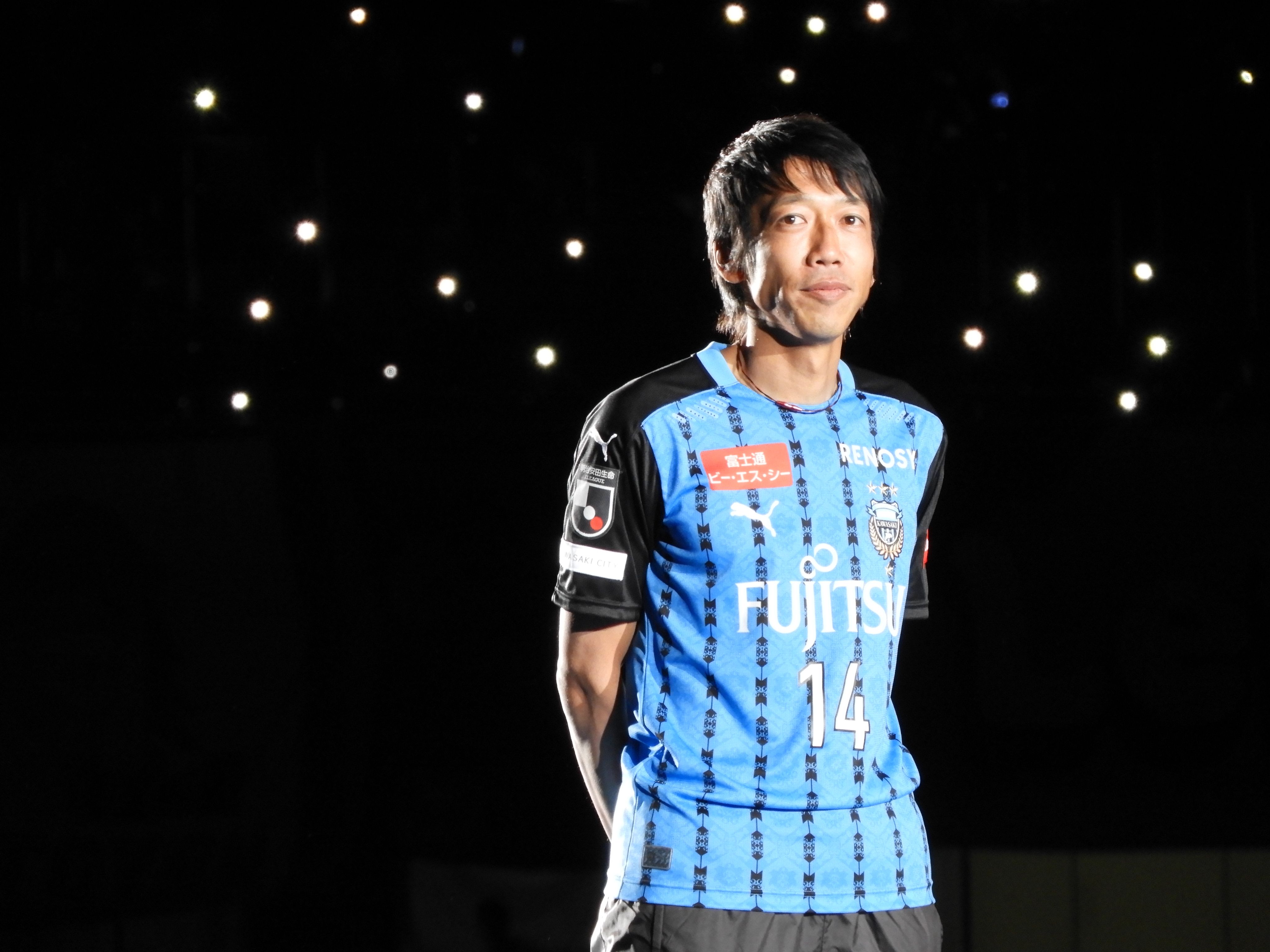 川崎フロンターレ フロンターレ 17年 18年優勝記念ユニ 中村憲剛 家長