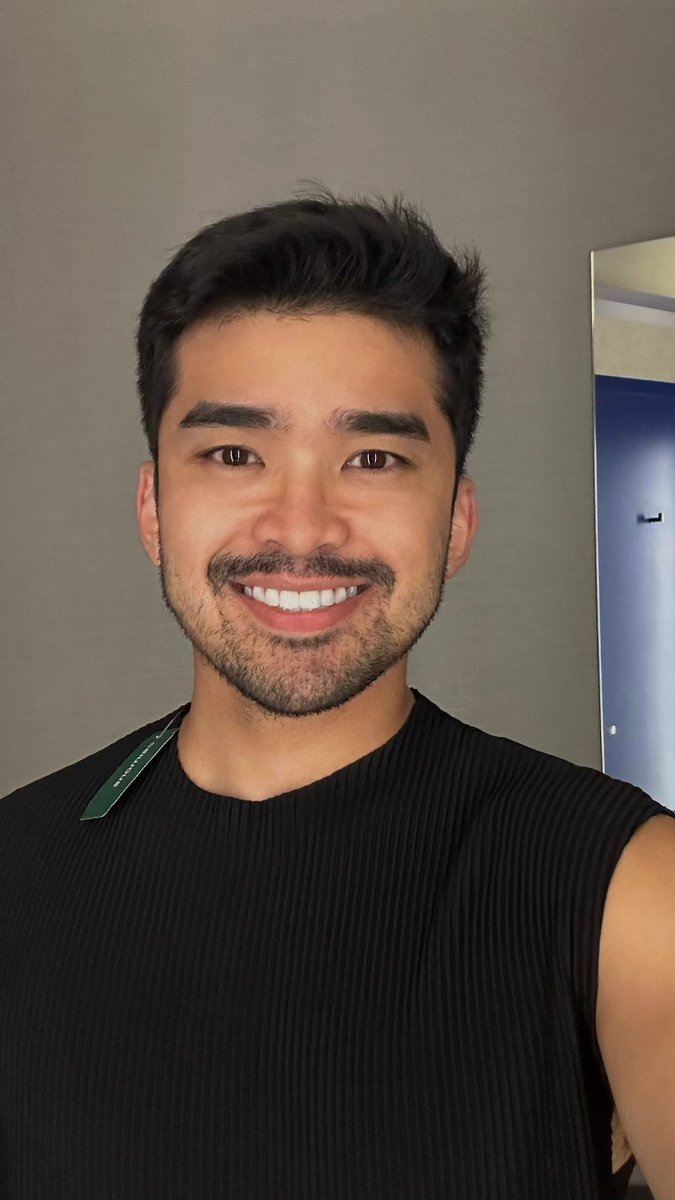 Arjay Leynes tweet media