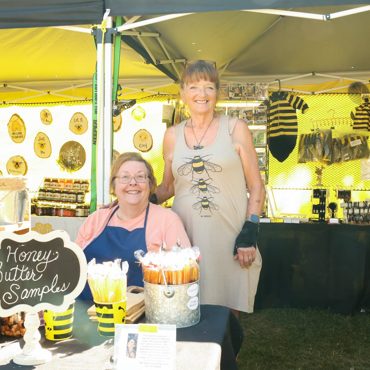 WRCarnationFest's tweet photo. Thank you to Lana at Aint Mis-Bee-Haiving for your sponsorship and your continued support of the Wheat Ridge Carnation Festival! https://t.co/bTsP5nD24S