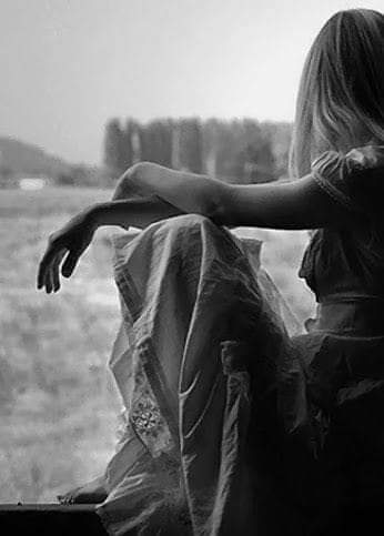 EsRo123's tweet photo. "Usar muchas palabras para comunicar algunos pensamientos es, en todas partes, el signo inconfundible de la mediocridad. Reunir mucho pensamiento en pocas palabras es signo de genio"...

Arthur Shopenhauer https://t.co/Ai31ngk5NB
