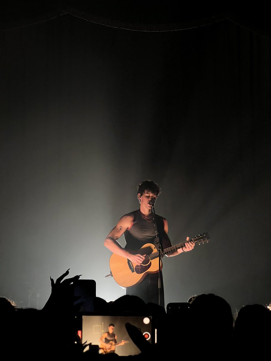 mercyIive's tweet photo. Truly an incredible night. I don’t think I’ll ever experience something like it again. I can’t wait for everyone to hear the heart he’s put into this album. https://t.co/ehmEcN23RQ