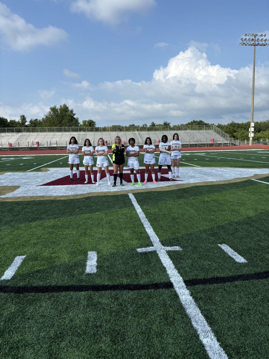 Mrs. Starrett tweet media