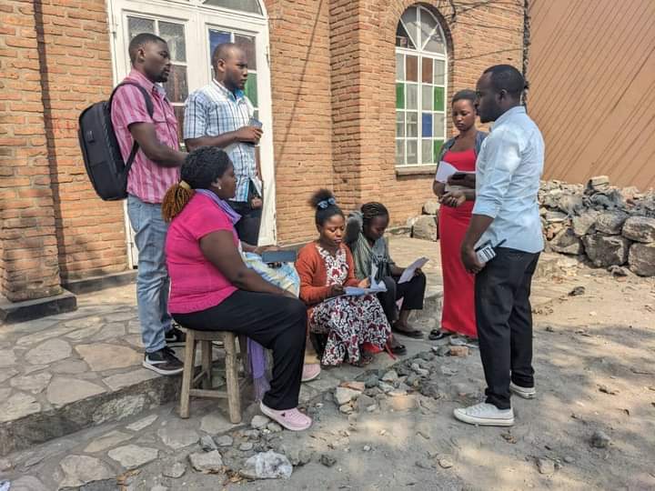 GetUpInternati1's tweet photo. #FormerPourTransformer: Les boursiers du programme #WEZESHA filière de la #CollecteMobileDesDonnées ont prouver de leurs savoir faire sur terrain après une formation approfondie au sein de ce Programme.

Les détailles 👇
https://t.co/2JXtzbtH0e

@AFD_France @UNFPARDC https://t.co/e8dJIx5fs6