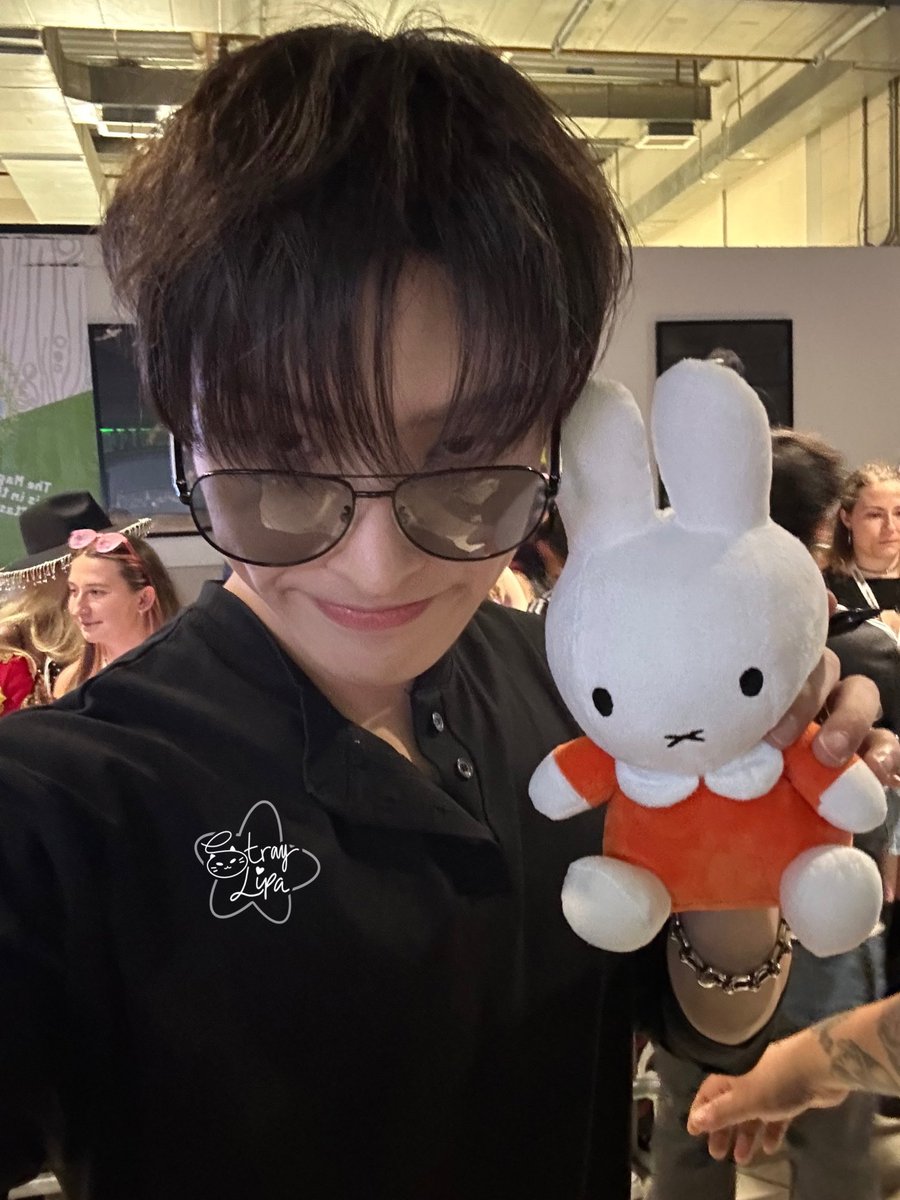 WE GOT THE ATEEZ X MIFFY SELFIES #ATEEZ #ATEEZinTORONTO #TOWARD_THE_LIGHT_WILL_TO_POWER <a href="/ATEEZofficial/">ATEEZ(에이티즈)</a>