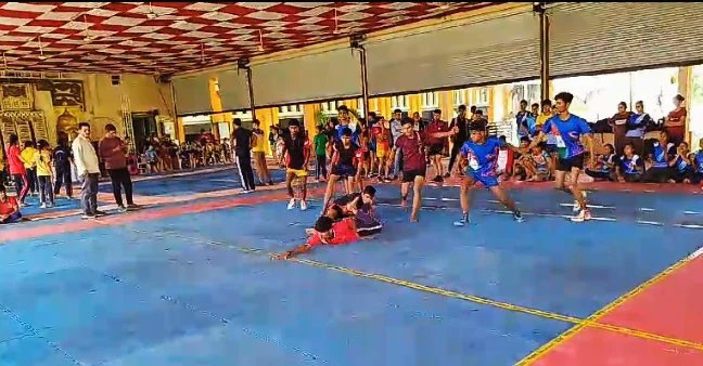ExcellentAcade2's tweet photo. Block Level Kabaddi competition at Shanti vatika Badnagar 
Badnagar vs kharaod kala https://t.co/BMV39fTbWL