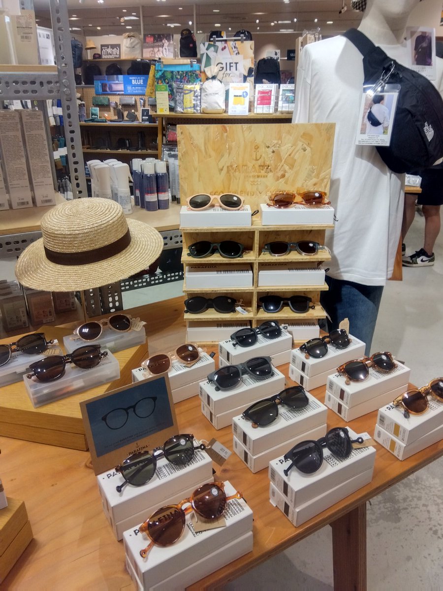 mindartinc's tweet photo. スペイン発！
エコフレンドリーなアイウェア
PARAFINA パラフィナ

調布PARCO４階、コレクターズ調布店さまでのお取り扱いが本日スタートいたしました✨

COLLECTORS 調布店
https://t.co/CHXxcGIk8m

#調布パルコ #調布駅 #京王線 #相模原線 
#調布市 #サングラス #旧甲州街道 #紫外線対策 https://t.co/PgSCa1rNJV