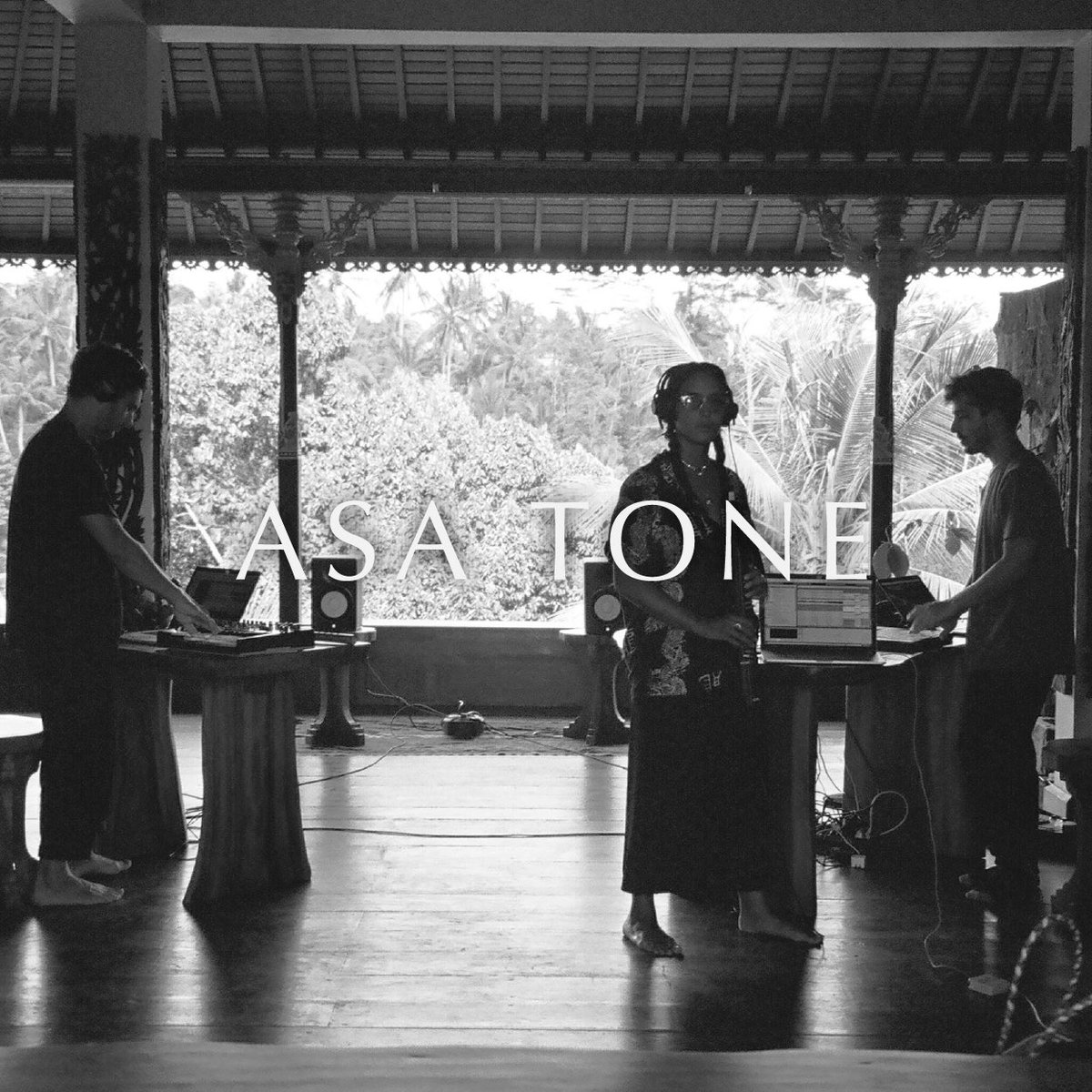 EACH STORY tweet media