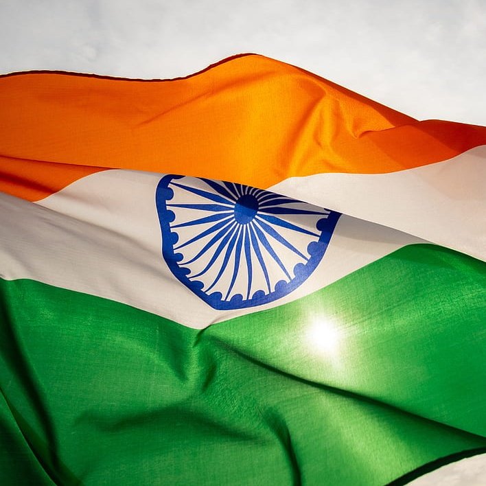 ShushanthS42593's tweet photo. 🇮🇳 As Independence Day approaches, let's heed our PM's call to make #HarGharTiranga a nationwide celebration. Change your profile picture to the Tricolour and share your pride. Together, we honor our nation. 📸 #IndependenceDay #India #Bharat🇮🇳
@narendramodi https://t.co/te1lJfFC28