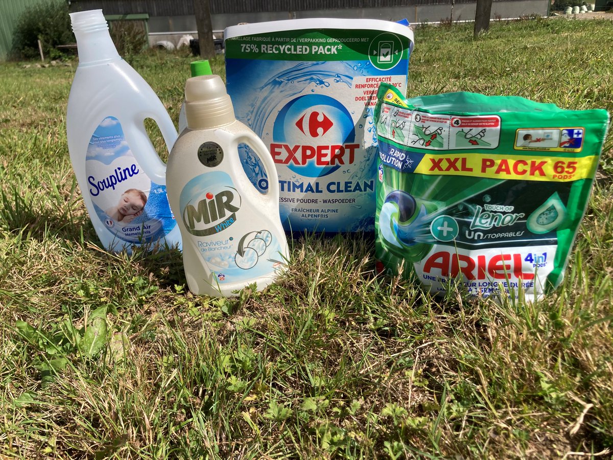 Quand les agriculteurs payent pour nos lessives : la présence de glyphosate dans les eaux de surface ne serait pas due à l'application d'herbicides, mais plutôt aux résidus de lessive rejetés via les eaux usées traitées. 220 lessives en moyenne/an/foyer en France !