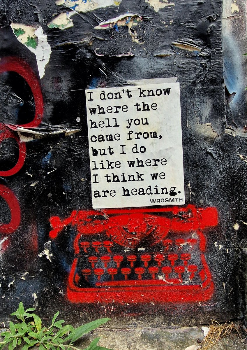 BigGarlicBullet's tweet image. A great little piece by #wrdsmth that I found while wandering #Shoreditch yesterday ❤️

#streetart #streetartcollective #streetarteverywhere #streetartcities #streetartaddicted #streetartglobe
