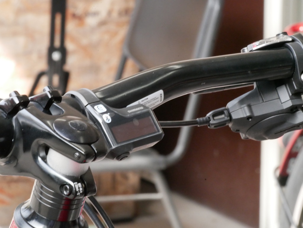kanzakisenri's tweet image. 【MIYATA RIDGE-RUNNER 8080】
MIYATAのフルサスE-BIKE♪SHIMANO STEPS DU-E8080を採用しており、パワフルな走りが楽しめます！価格につきましてはお問い合わせください☆

HP→cskanzaki.com/products/detai…

#MIYATA #ミヤタ