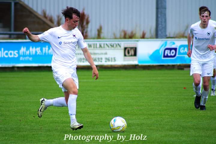 Wexler12's tweet image. Great signing for Ballinamallard. McAteer is a serious footballer. #bitored