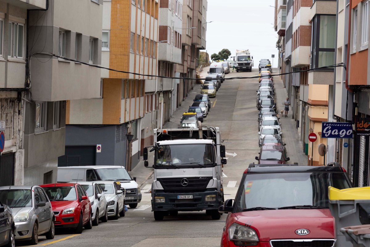 O Concello celebra a desconvocatoria da folga e traballa no levantamento da emerxencia sanitaria

"A cidade gañou e saíu reforzada deste conflito, sen ceder á chantaxe", sinalou Inés Rey, que agradeceu á cidadanía a súa comprensión

A info: i.gal/UcOev
