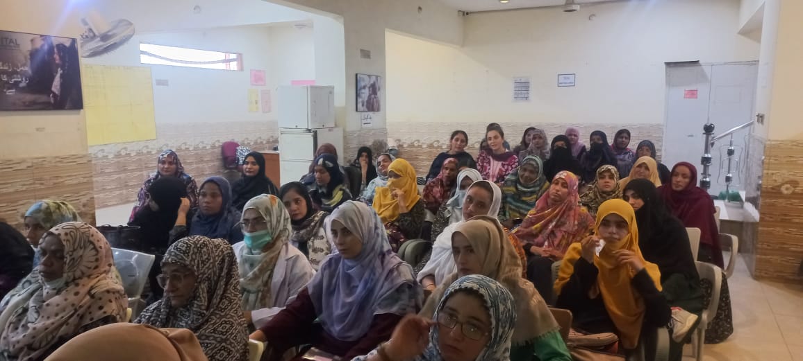 Husbands should be roped in from the antenatal period onwards. Men are equally responsible in childbirth and must be involved in each step. Ms Usman Mehmood emphasizes the inclusion of male partners while counselling the mothers at Bhains Colony. As part of the global celebration