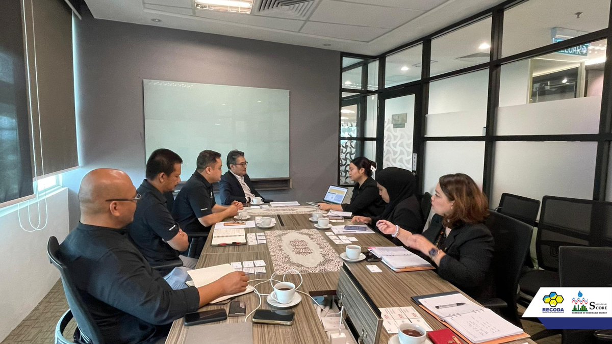 recodasarawak's tweet photo. Today, our Private Investment team had a productive discussion with SEDC Energy and Gas Malaysia.

READ MORE: https://t.co/NvjlLlCacH

#RECODA #SCORE #SEDCEnergy #GasMalaysia https://t.co/dyDWkDpWtm