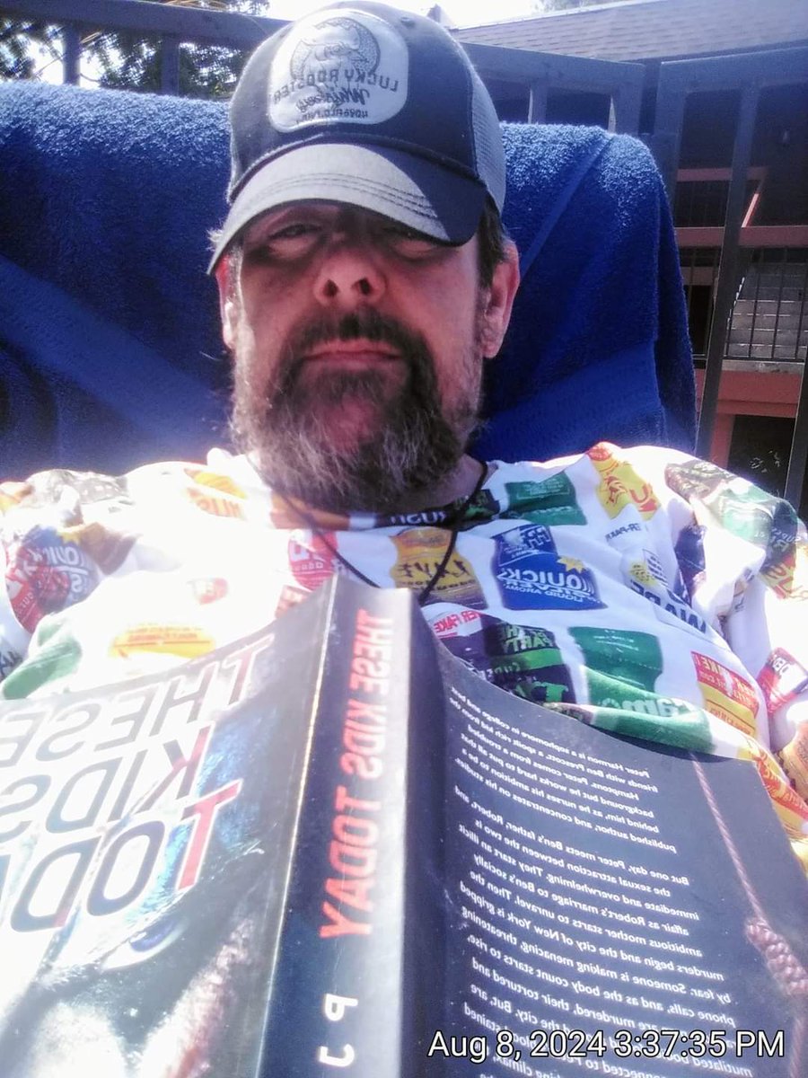 DriscollPjo's tweet photo. It still makes me day, seeing people enjoying my novels. It makes writing all the more worth it.
#WritingCommunity #TheseKidsToday #LGBTQ #OlympicGames
#author #horrorbooks #readingcommunity
#readingforpleasure #books #thrillerbooks @olympiapub https://t.co/v08m7z0C0e