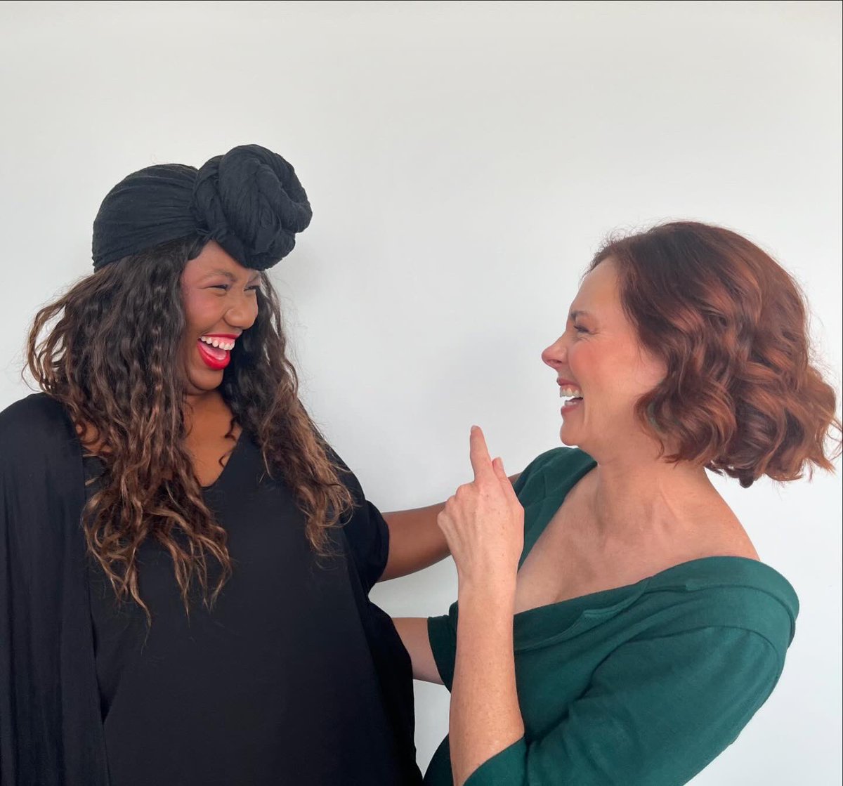 This Woman… If you are lucky enough to know her you’ll understand why she’s my Woman’s Day crush. When I grow up I want to be just like my baby sister <a href="/Pulanels/">Pulanels</a> Also, can we have a moment for the return of my copper locks? Shout out to all the ladies @ #StijlSalonGarsfontein