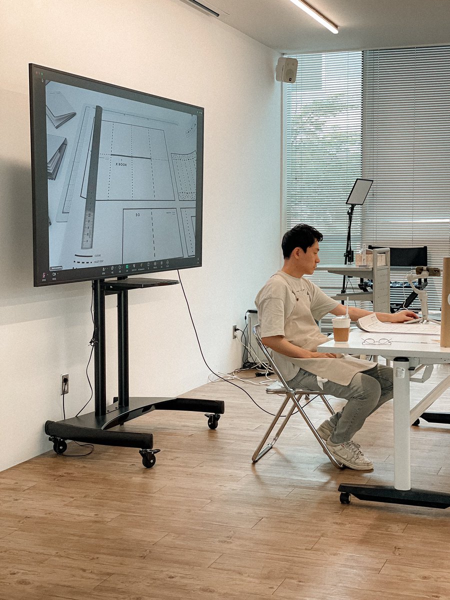 BIND SOMETHING (@bindsomething) on Twitter photo 