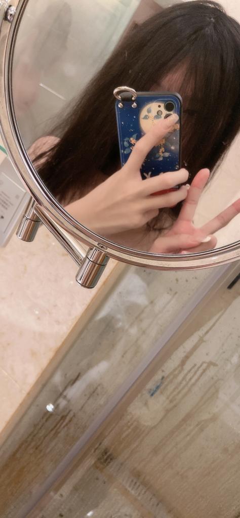 IDmiaoo's tweet photo. 在现实里真的很开心喔～
好想逃离互联网... https://t.co/xNIwEdFl5I