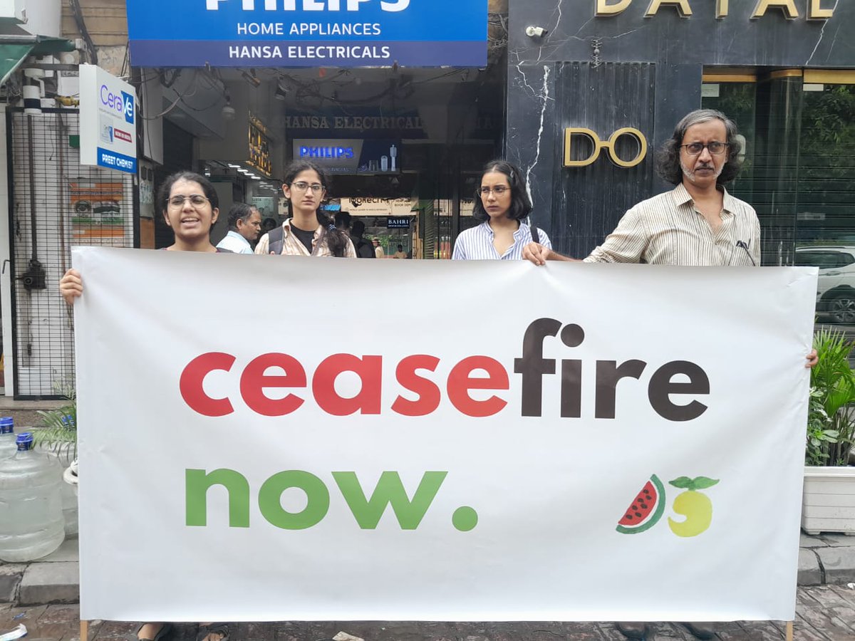 We were having a small meet &amp; showing our support for Palestine. Shortly after, we have been detained and are now being taken to the Mandir Marg Police Station.
This is how the Indian State responds to a non-violent message with a handful of people.
#freepalestine