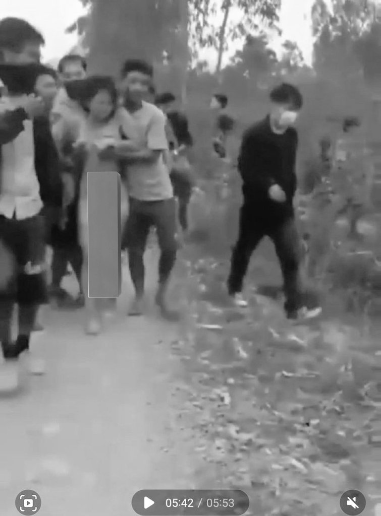 nazmussajid's tweet photo. It's ironic when some Indians talk about protecting minorities in other countries, given the countless incidents of violence against Muslims and Christians happening in India every day. One such example: an extremist group in Manipur recently raped a Christian woman and even paraded her naked in public.