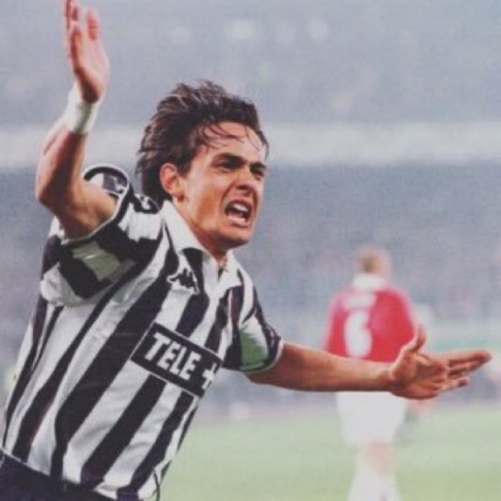 FootballRemind's tweet photo. Happy Birthday Filippo Inzaghi ๐
Best know for his spells at Juventus and AC Milan, Inzaghi won 3 Serie A titles and 2 Champions League titles.
He was a member of the Italy squad which won the 2006 World Cup.
A fantastic goalscorer ๐โฝ๏ธ #BornOffside https://t.co/kg2IZ6zUjL