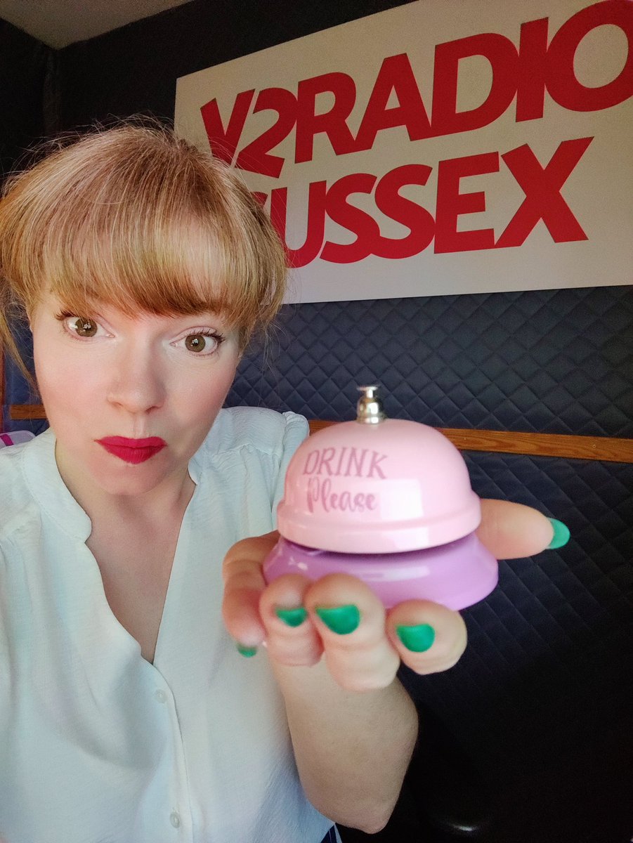 Does this bell actually work???! 😯 I'll wait for that tea fairy to appear.... ☕🧚‍♀️
Join me for Breakfast on @v2radiosussex
Listen online (v2radio.co.uk) on DAB or ask your smart speaker to play V2 Radio.