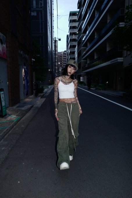 明日の8月10日20時より @dawg__official  から新商品のパット付きブラトップが発売STARTします😎🩵 フロントにはDAWGのラバータグががついてるよ🤑 数量限定なのでお早めにGETして下さい&hearts;️<a class="tags" target="_blank" title="On Twitter" href="/?out=eyJ0eXAiOiJKV1QiLCJhbGciOiJIUzUxMiJ9.eyJpYXQiOjE3MjQ0MjA5MjgsImlzcyI6InR3cG9ybnN0YXJzLmNvbSIsIm5iZiI6MTcyNDQyMDkyOCwiZXhwIjoxNzU1OTU2OTI4LCJyZWRpcmVjdF91cmwiOiJodHRwczovL3R3aXR0ZXIuY29tL2Rhd2dfX29mZmljaWFsIn0.nBMpG4sUPZF_YMz7ok2kT8fSrwKbLPcMKkya6AO91fWYmq-X0kU_Y8zvKcZqqOBwcecMNZCXUG2eOE1fSK9kbQ">@dawg__official</a><a href="/tag/%E6%95%B0%E5%80%A4%E8%A6%8F%E5%88%B6"class="tags"><span>#数値規制</span></a>