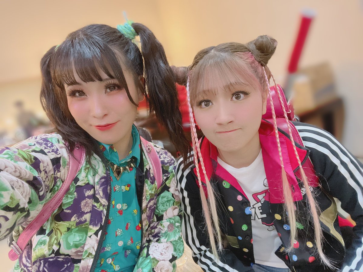Kotose0903's tweet photo. 網走公演に向かっております🚗

明日！8/10(土)はいよいよ…

『パラドックス外伝-アヒル小学校女子伝説-』
網走エコーホール公演✨

出発前に稽古場に
なんと網走からシジミが届きました😋
網走シジミパワーで頑張るぞー❤️‍🔥

チケットまだ間に合います！
取置もできるのでぜひ来て下さい🎫

#アヒー女 https://t.co/lHatgcQa2Q