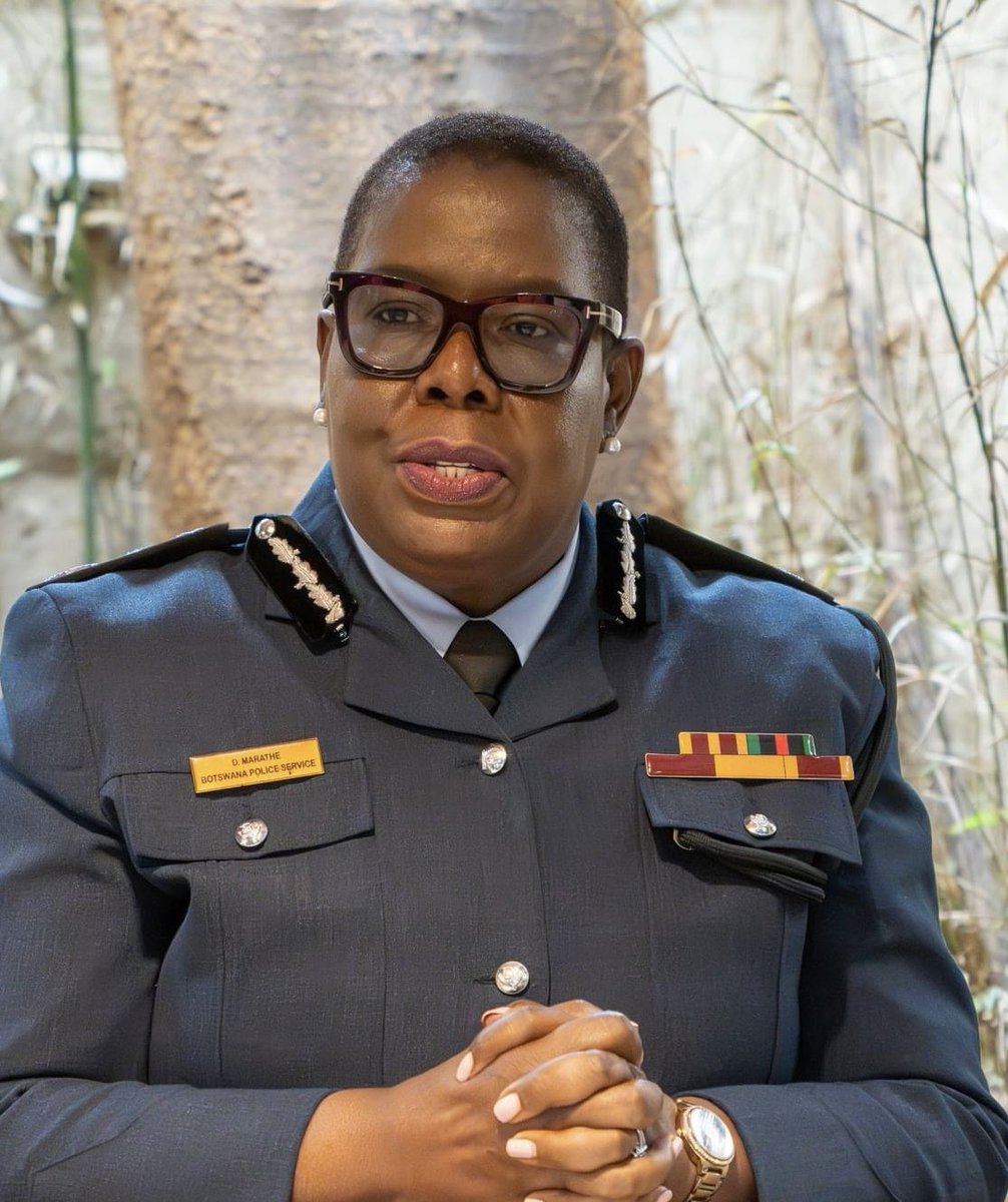 Huge thanks to <a href="/SianPriceUK/">Sian Price</a> for her remarkable contribution towards strengthening child friendly justice system in collaboration with UNICEF and Botswana Police. She leaves behind a formidable partnership that will benefit Botswana children. #justice4children.