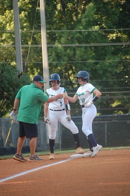 Congratulations to Head Coach Richard Dombrowsky for his very first win as a Harrison Hoya last night at home against Sequoyah High School. The winning score was 10-6. Looking forward to many more exciting games! Go Hoyas! 💚💙