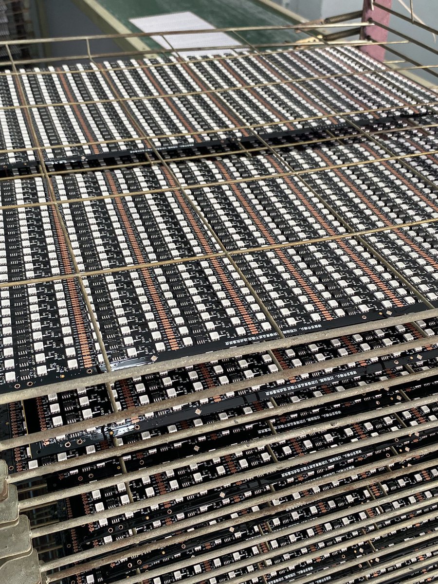 springartled's tweet image. 🔥🔥🔥Magischer skd-Streifen, verdickte Kupferfolie. Anwendbar auf Ingenieurwesen. Gute Qualität, lange Lebensdauer. #skdfactory #skdstrip #magicled #thickcopper #anpassbar