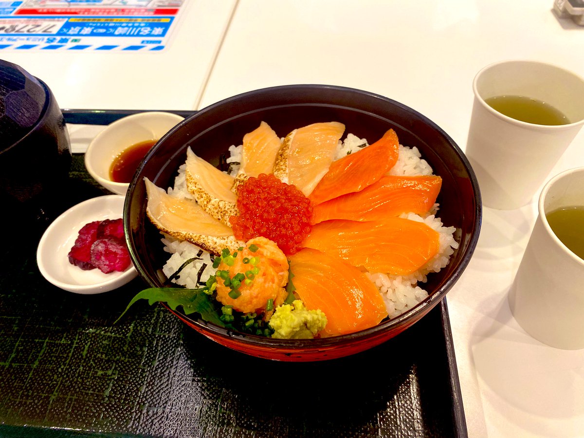 DyllanZarate's tweet photo. Japan 🇯🇵 https://t.co/pz1rumUGyg