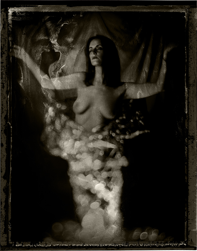 artlimitednet's tweet photo. Awakening 2 by James Wigger
#blackandwhitephotography #analogphotography #portrait #speedgraphic #swing #woman #100c45 #aeroektar @fujifilmx_uk #film #polaroid #photography #people #naked #filmisnotdead #female #negative #polaroidpov #fuji #tilt #photographyeveryday #instant… https://t.co/yscih9SbF4