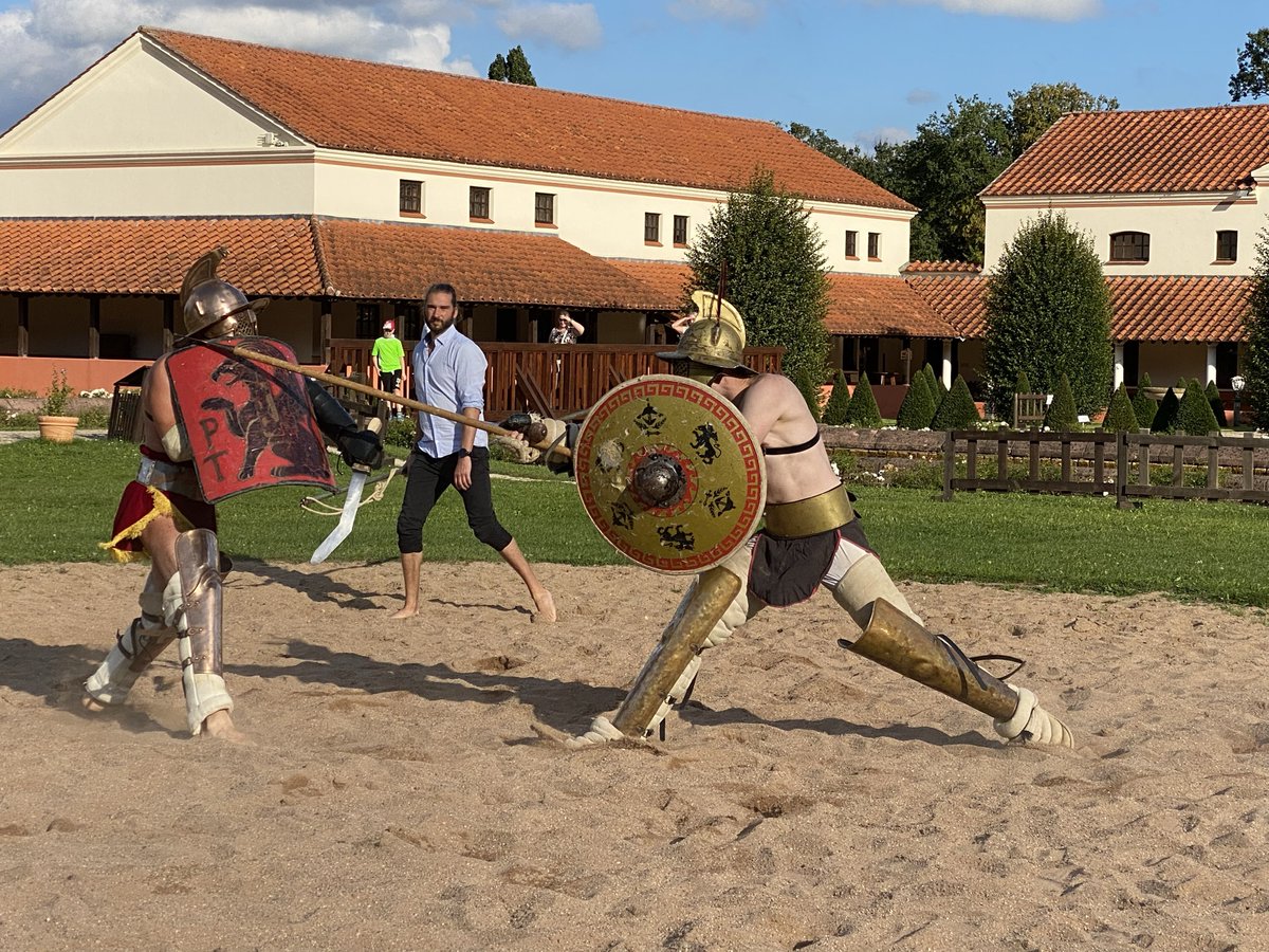 Einladung zur Jahrestagung der "Europäische Vereinigung zur Förderung der Experimentellen Archäologie" (EXAR):
2024 tagt der Verein EXAR vom 19.-22. September im Urgeschichtlichen Museum #Blaubeuren.
Anmeldung: exar.org/voorbeeld-pagi….
Call for papers deadline: 12.8.24.