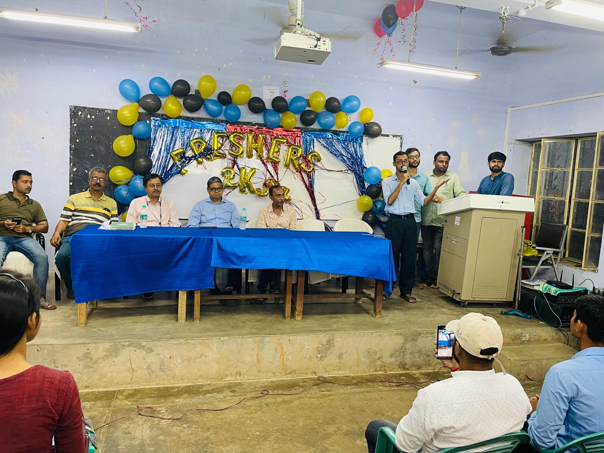 icvpofficial's tweet image. Student Induction Program concluded on 07/08/24
DIC Session, Alumni Interaction, Student Felicitation and Freshers were part of the final events. 

#studentinductionprogramme #startnewlife #college #diploma #freshers #alumni #jhargram