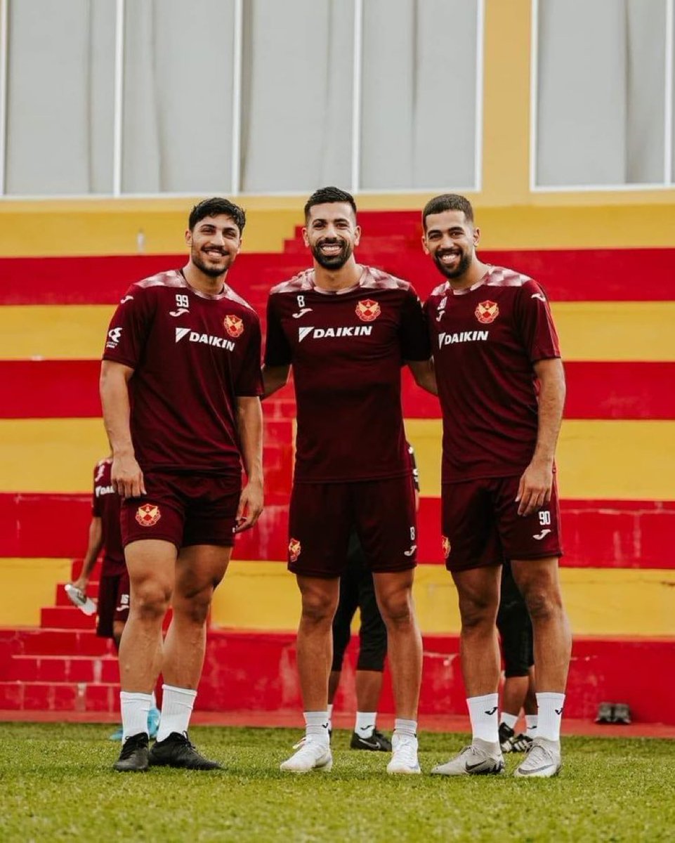 magmalaya's tweet photo. Fans SFC sekalian, kalau ada yang tak ke stadium esok, mohon bantuan tekan RT dan tekan share dekat FB aku, aku bagi link dekat bawah tweet ni.

Kita semua boleh sumbangkan sesuatu. 

Kita bukan bangsa final, kita Selangor, tampul beza. https://t.co/hnmtHwR1aL