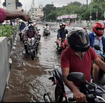 Rashkagauri's tweet photo. Now everyone is driving with helmet, but where is the road?? 👇👇 #road #helmet #waterblockage #barish https://t.co/NOAk85Y25K