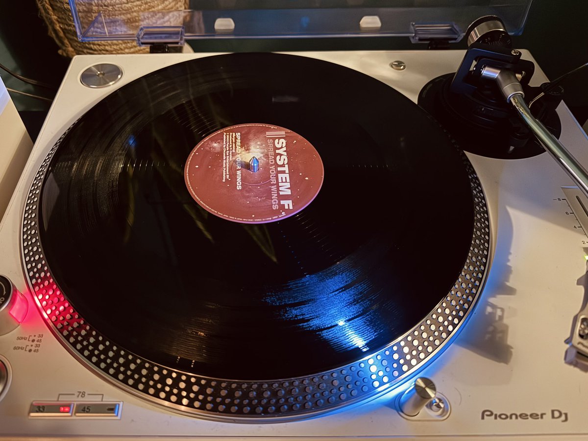 LauAchi's tweet image. My heart explodes with joy with this beauty ❤️✨🥹 #SystemF