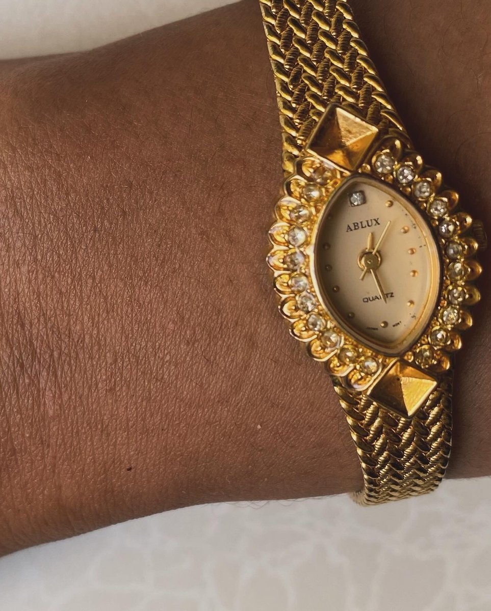 kaystudyspace's tweet image. guys pls follow &amp;amp; support my business buat bayar ukt hiks 🥹🥹

instagram.com/antiquedials