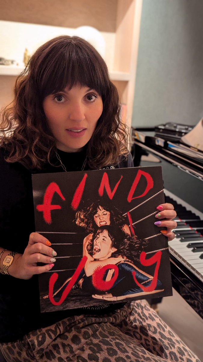 That Woman tweet media