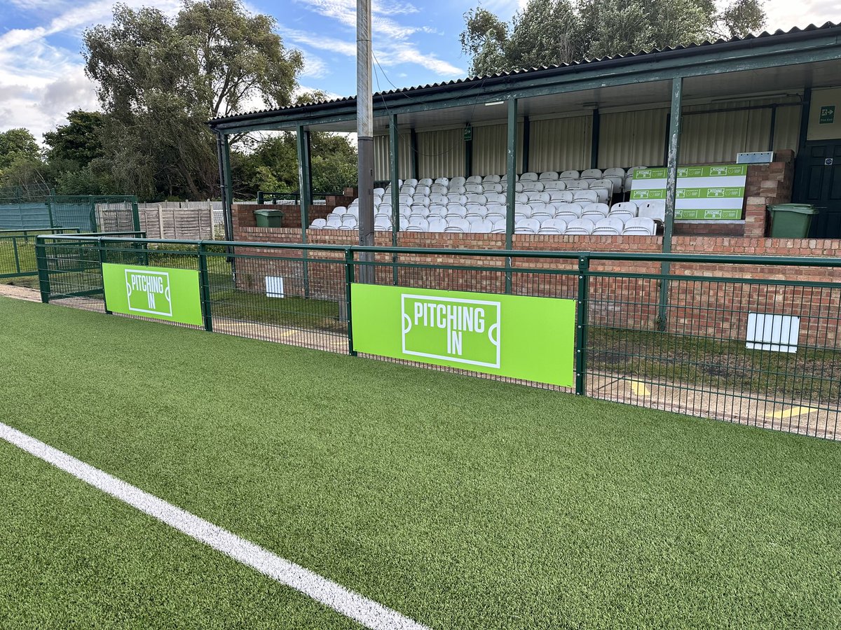 Last few finishing touches before the league season starts tomorrow  <a href="/HendonFC/">Hendon Football Club</a>