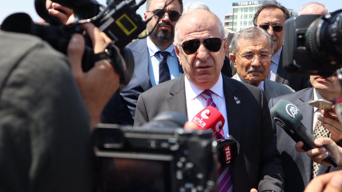 Ümit Özdağ: Düşman çok olabilir hiç sorun değil, siz çoksunuz biz Türk'üz.”