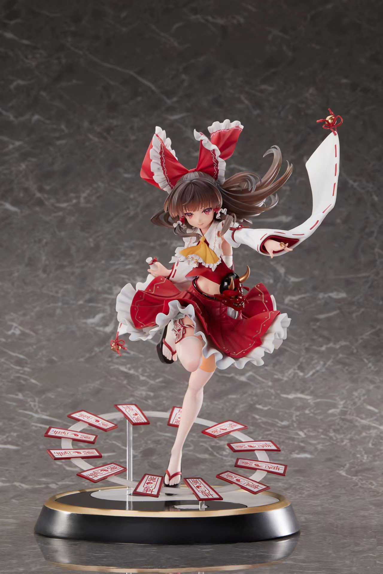 Amazon | 東方プロジェクト 楽園の巫女 博麗 霊夢 (1/8スケール