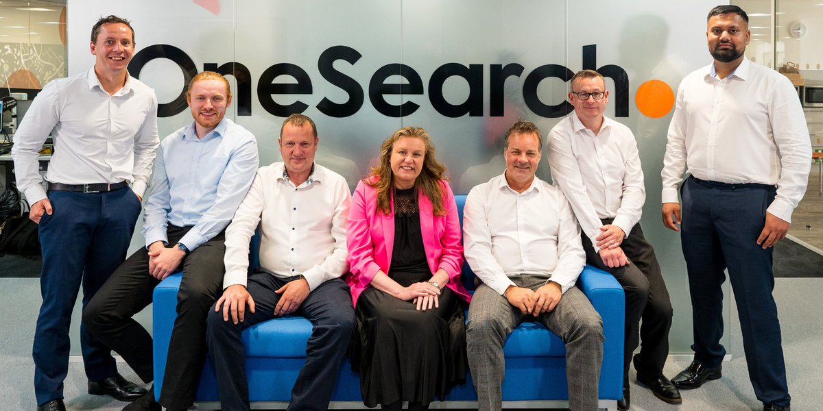 OneSearchDirect's tweet image. Some familiar faces came visiting to our Skypark HQ this week - our lovely sales team traded virtual meetings for face-to-face collaboration. Great to have the team together!

#conveyancing #OneSearch #PropertyDataExperts